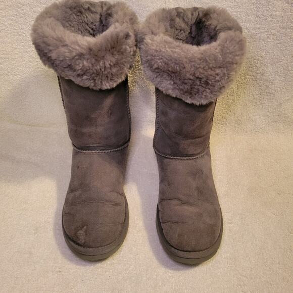 Uggs Gray Suede Mid Calf Pull On Classic Winter Boots Womens Size 6 - Picture 2 of 9